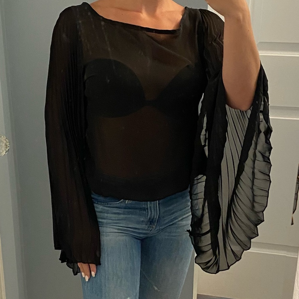 P Luca Milano Fan Sleeve Top